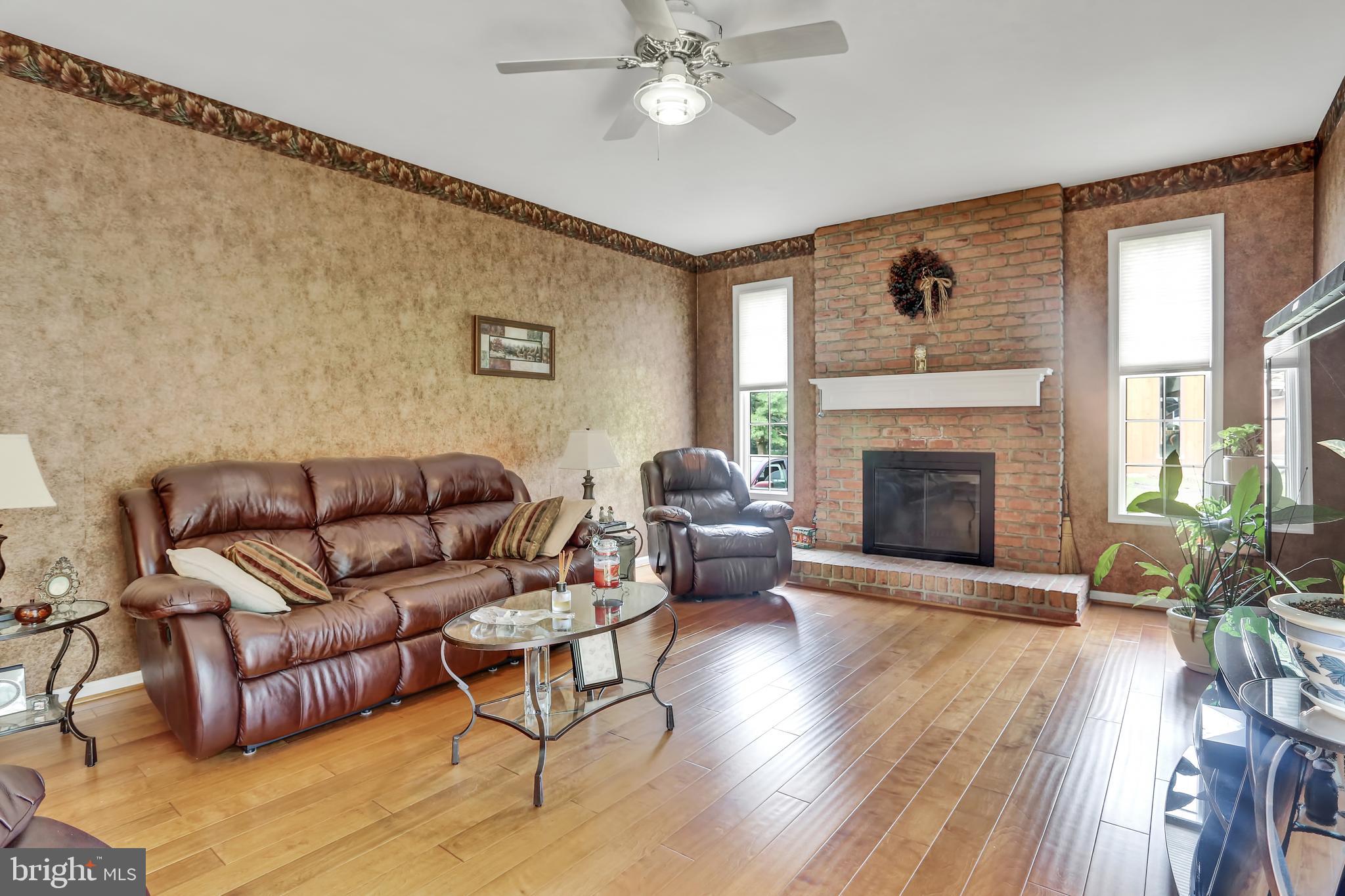1812 Appletree Road Harrisburg, PA 17110 - Photo 8 of 26 Gallery Image 8