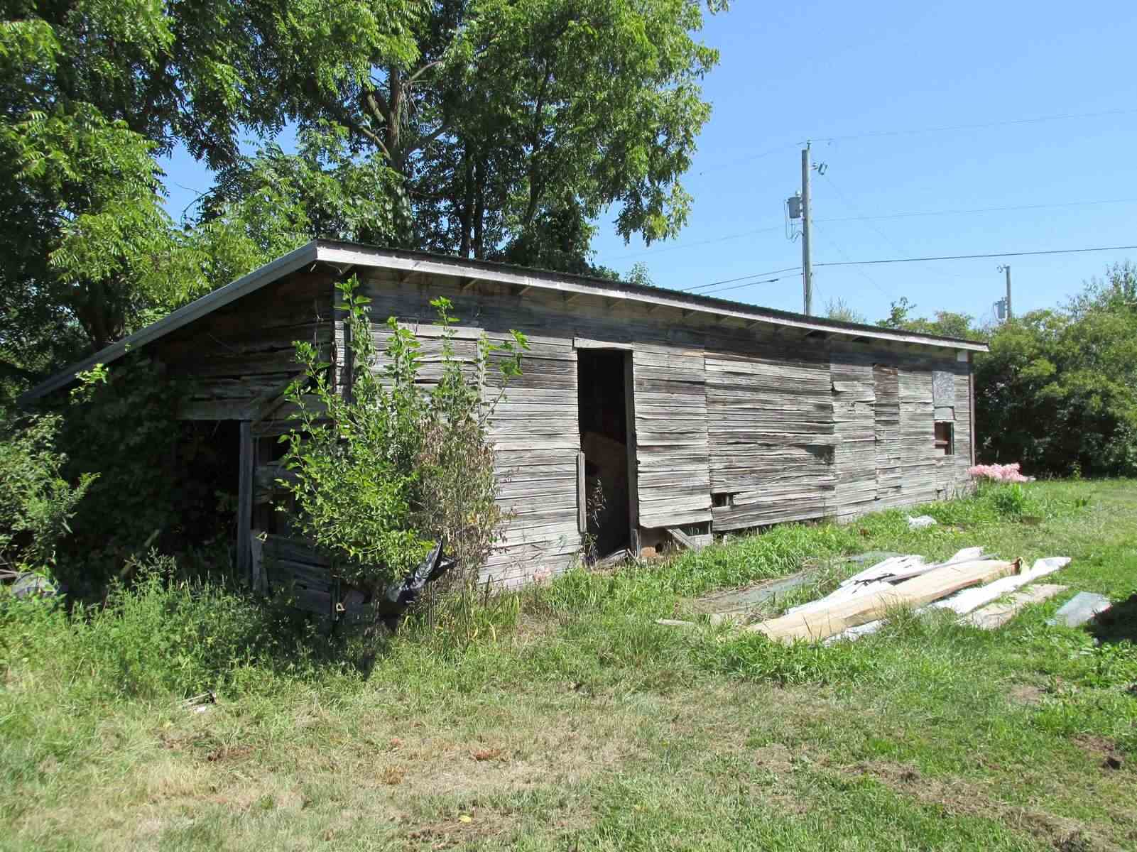 1270 North Warren Road Huntington, IN 46750 - Photo 14 of 20 Gallery Image 14