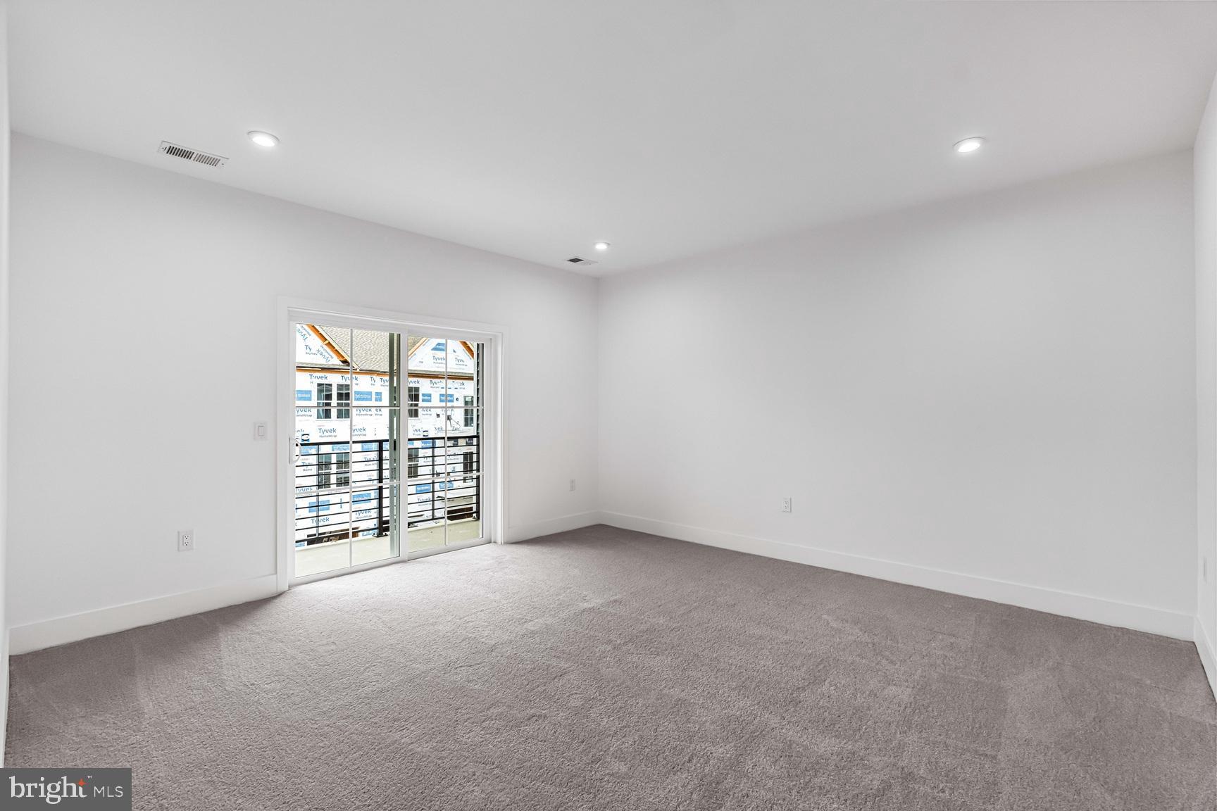 10206 Donatello Drive Princeton, NJ 08540 - Photo 20 of 30 an empty room with windows