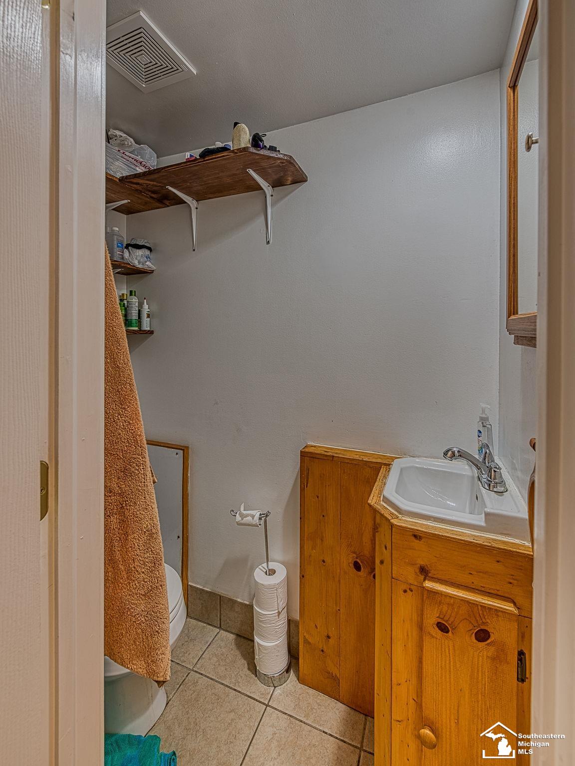 16898 Haggerty Road Belleville, MI 48111 - Photo 27 of 42 50101439-26.JPG