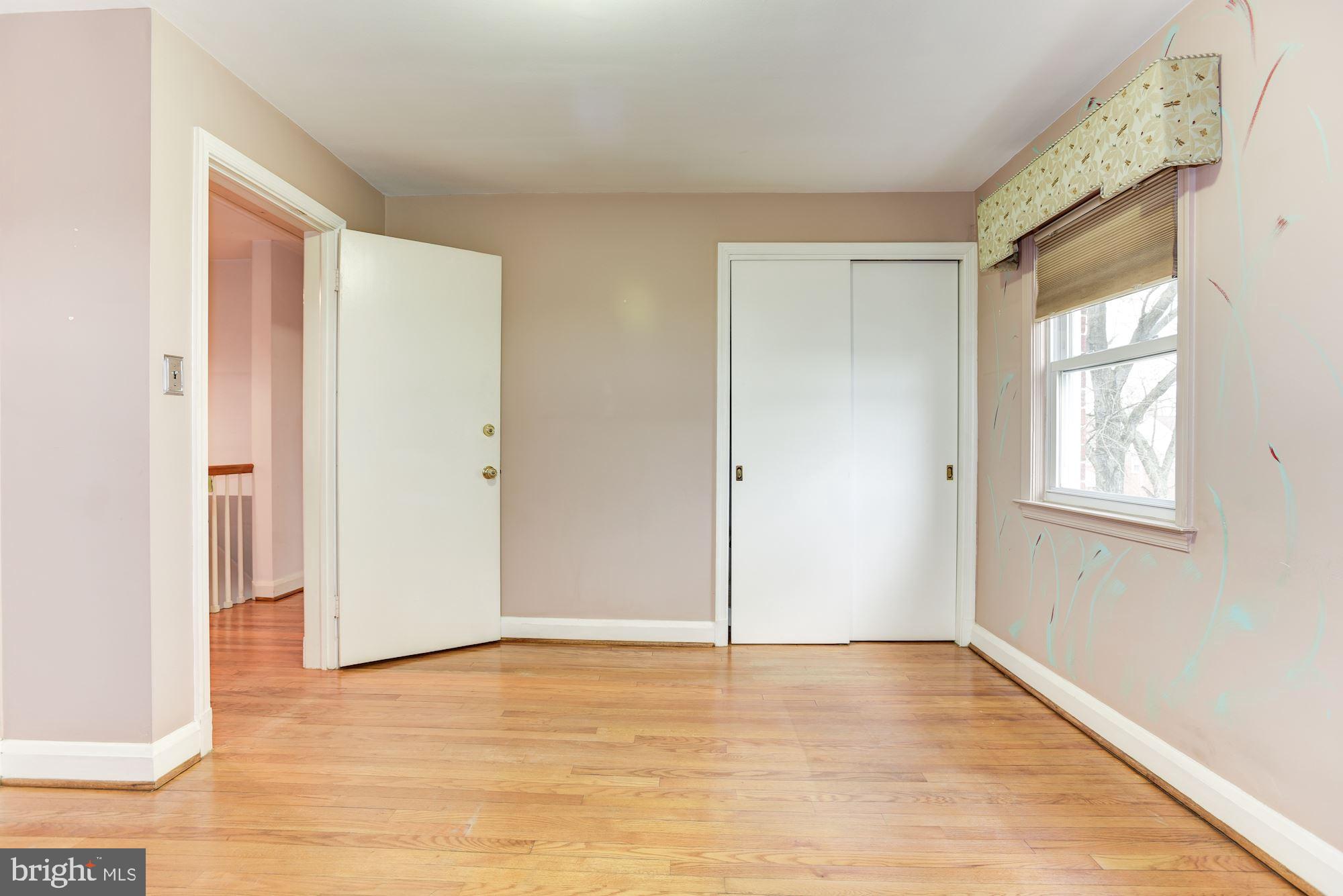 1041 Downton Road Baltimore, MD 21227 - Photo 22 of 40 Generous closet space