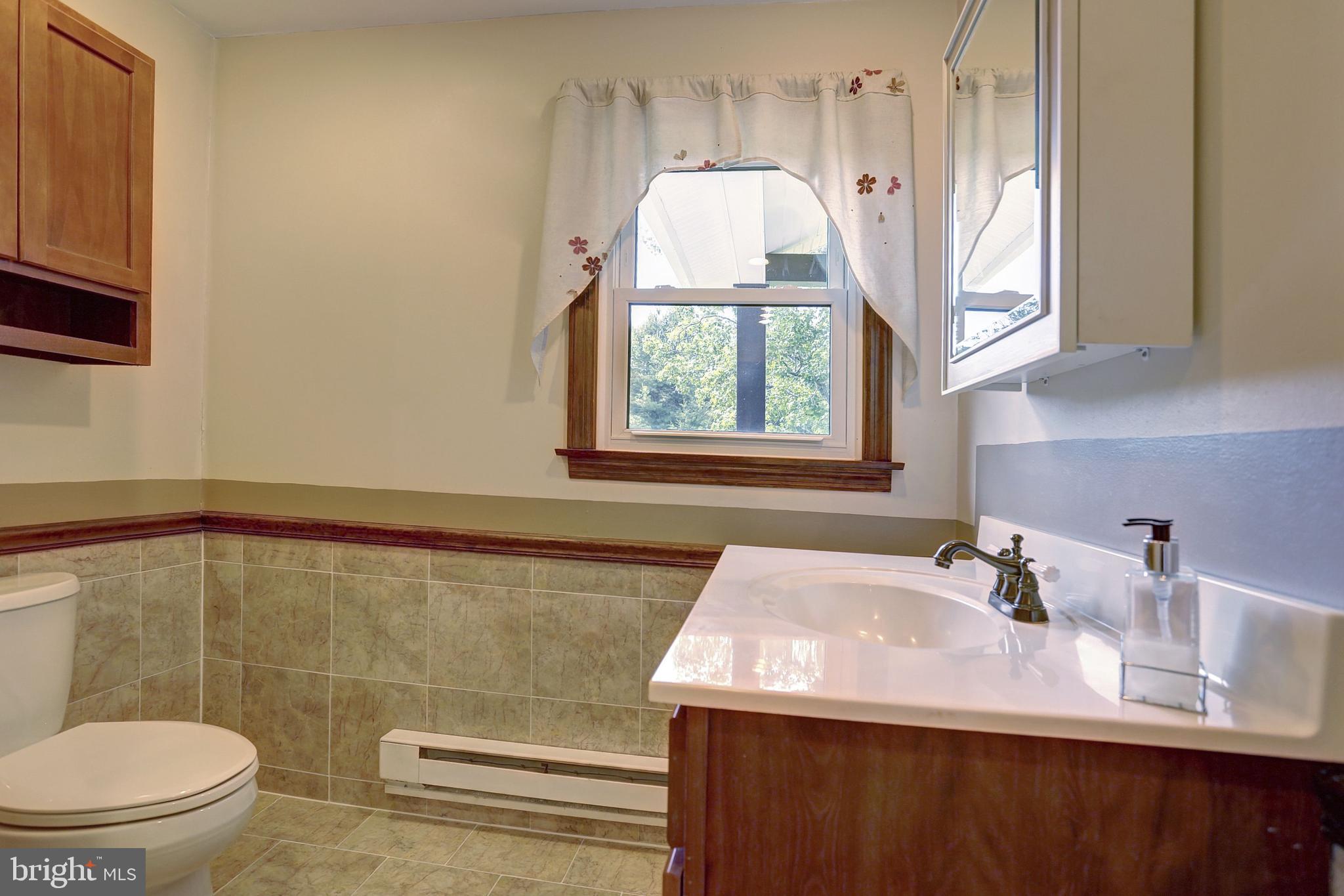1121 Rohlers Church Road Dover, PA 17315 - Photo 17 of 38