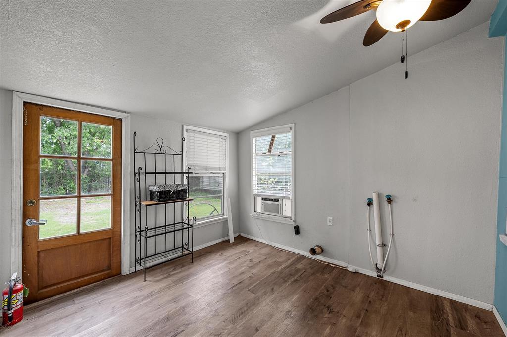 2530 Colcord Avenue Waco, TX 76707 - Photo 24 of 35