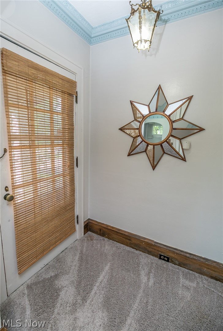 5988 Pearl Road Parma Heights, OH 44130 - Photo 4 of 32 Gallery Image 4