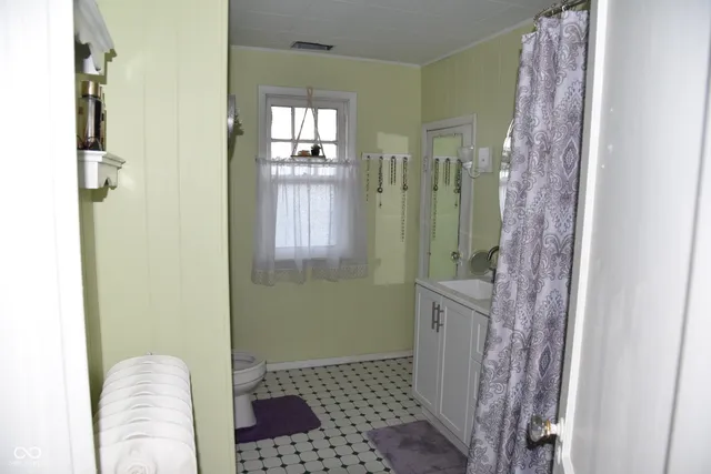 $289,000 | 215 South 8th Street, Mitchell, IN 47446