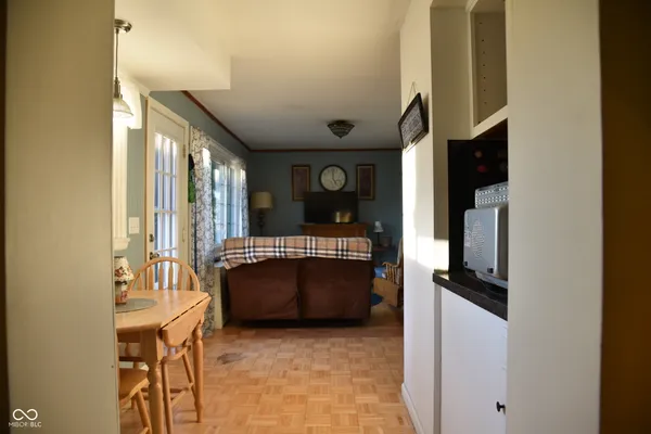 $275,000 | 215 South 8th Street, Mitchell, IN 47446