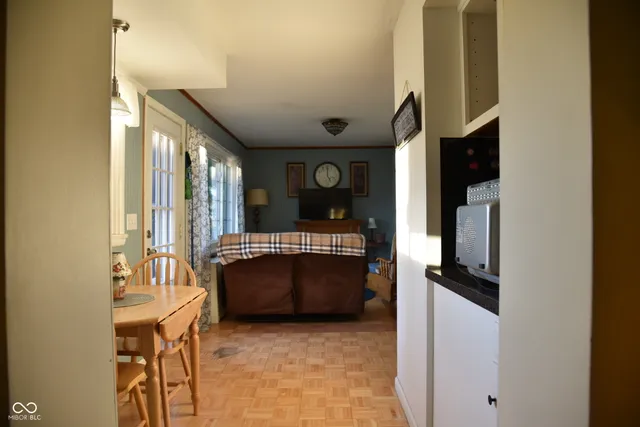 $289,000 | 215 South 8th Street, Mitchell, IN 47446