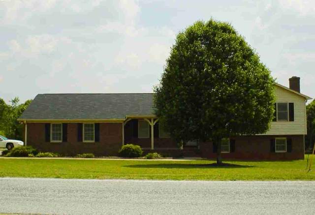 2304 Earls Bridge Road Easley, SC 29640 - Photo 1 of 5