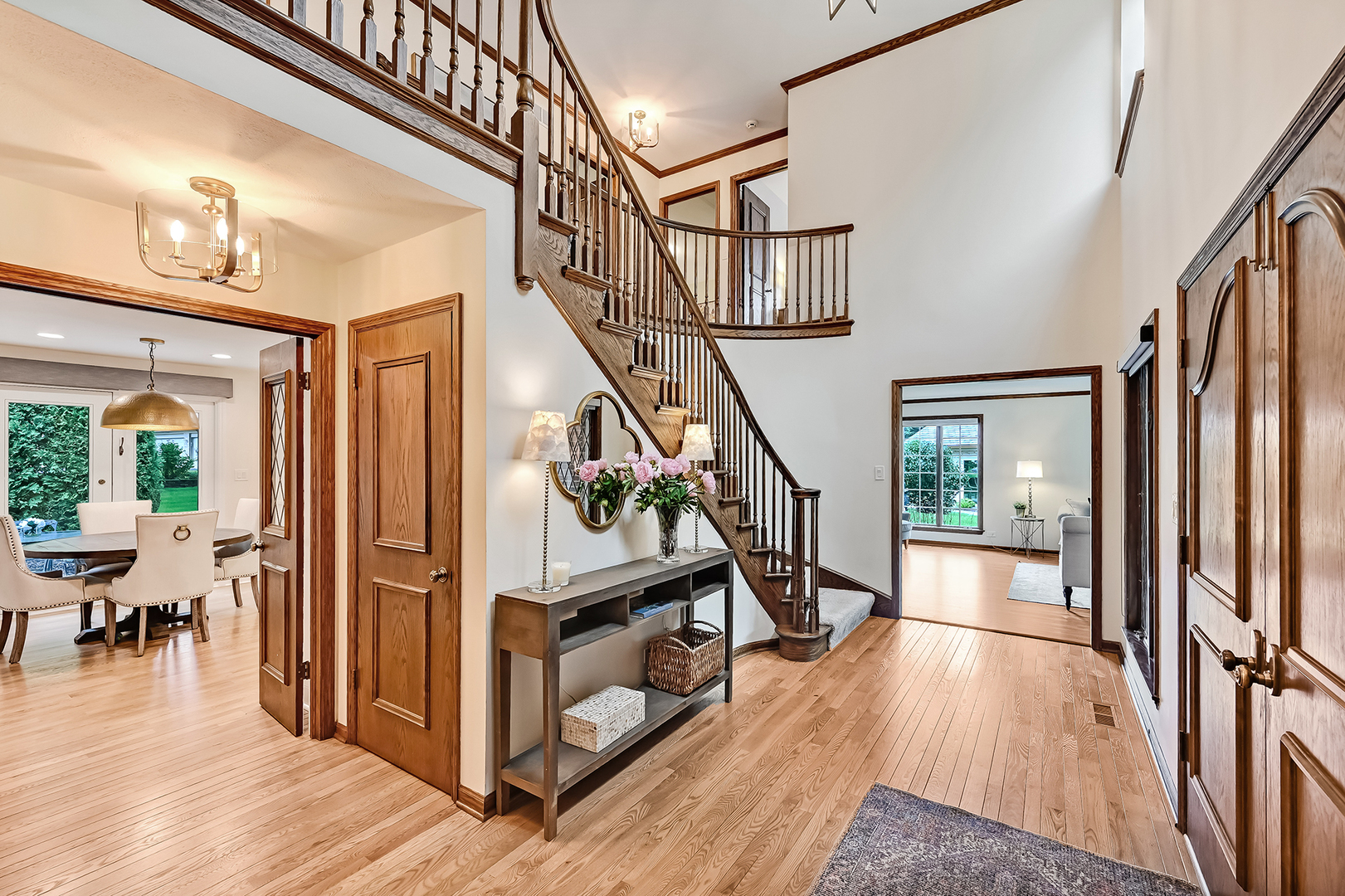 5 Regent Court Burr Ridge, IL 60527 - Photo 2 of 48 Gallery Image 2