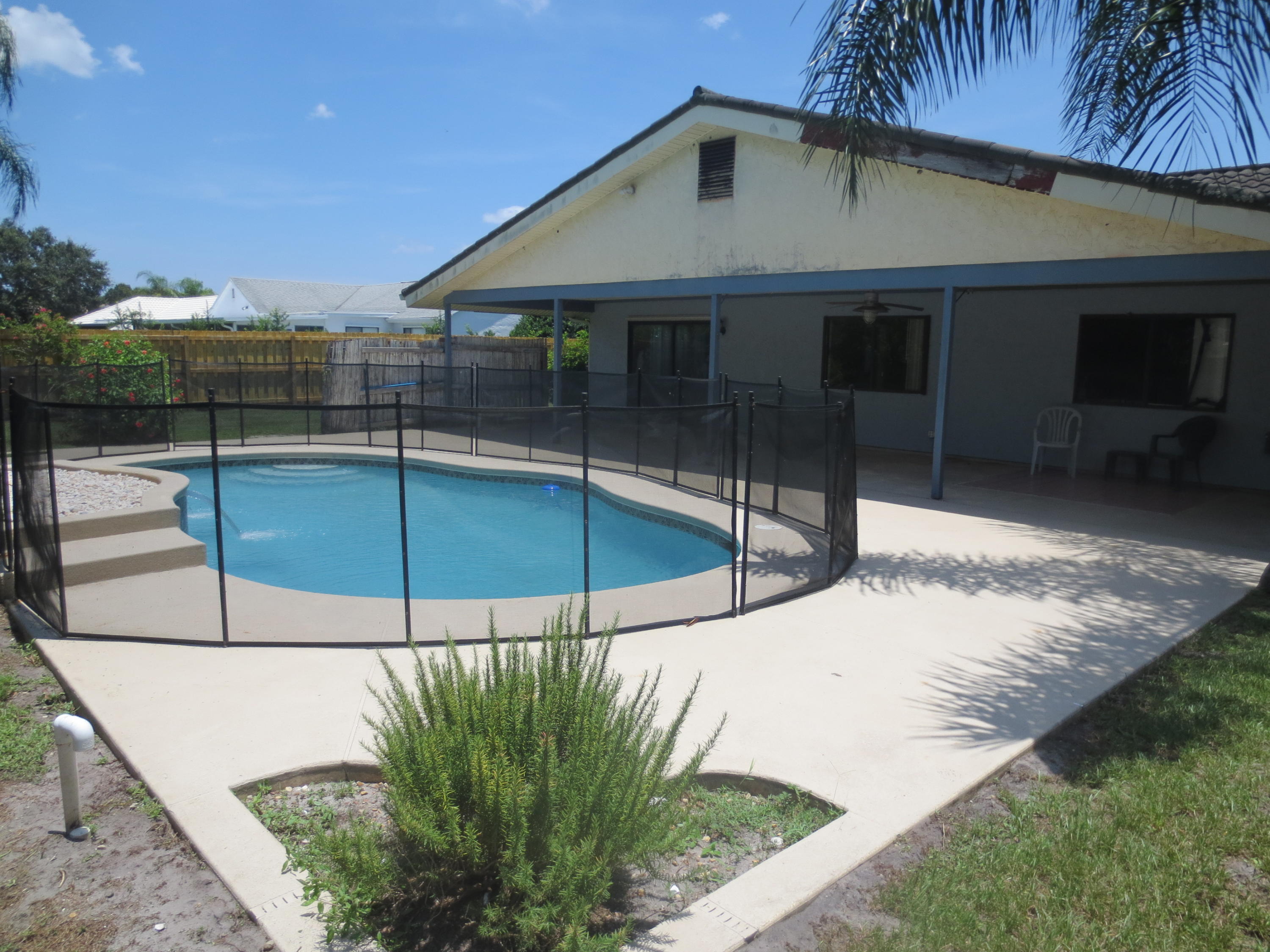 1861 Southeast Greendon Road Port St. Lucie, FL 34952 - Photo 28 of 29 Pool