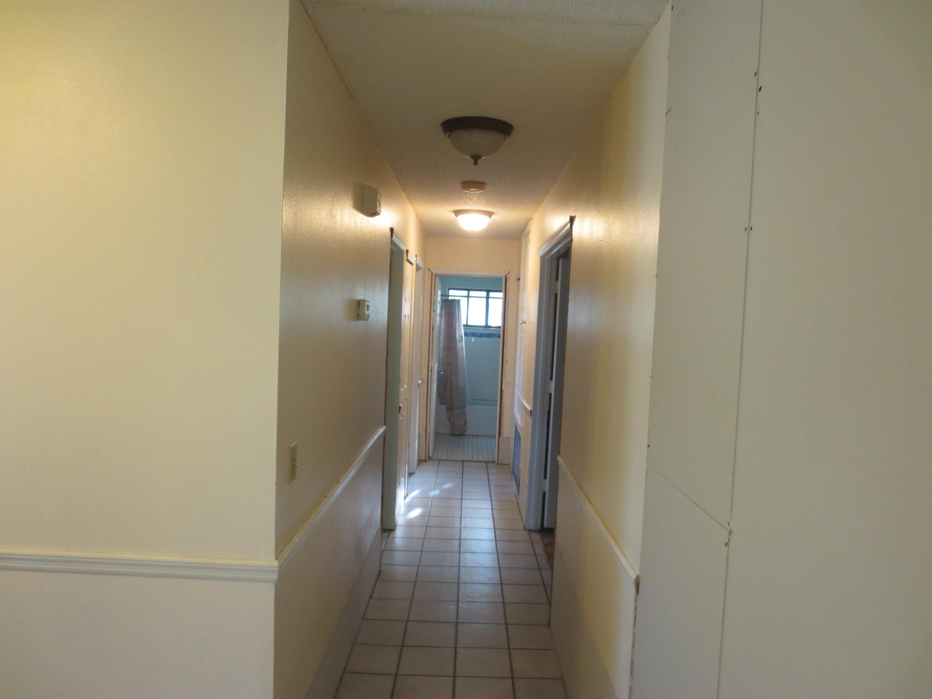 1861 Southeast Greendon Road Port St. Lucie, FL 34952 - Photo 8 of 29 Hallway