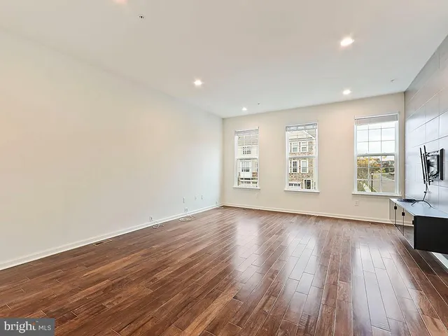 $3,700 | 523 Chestnut Court, Langhorne, PA 19047