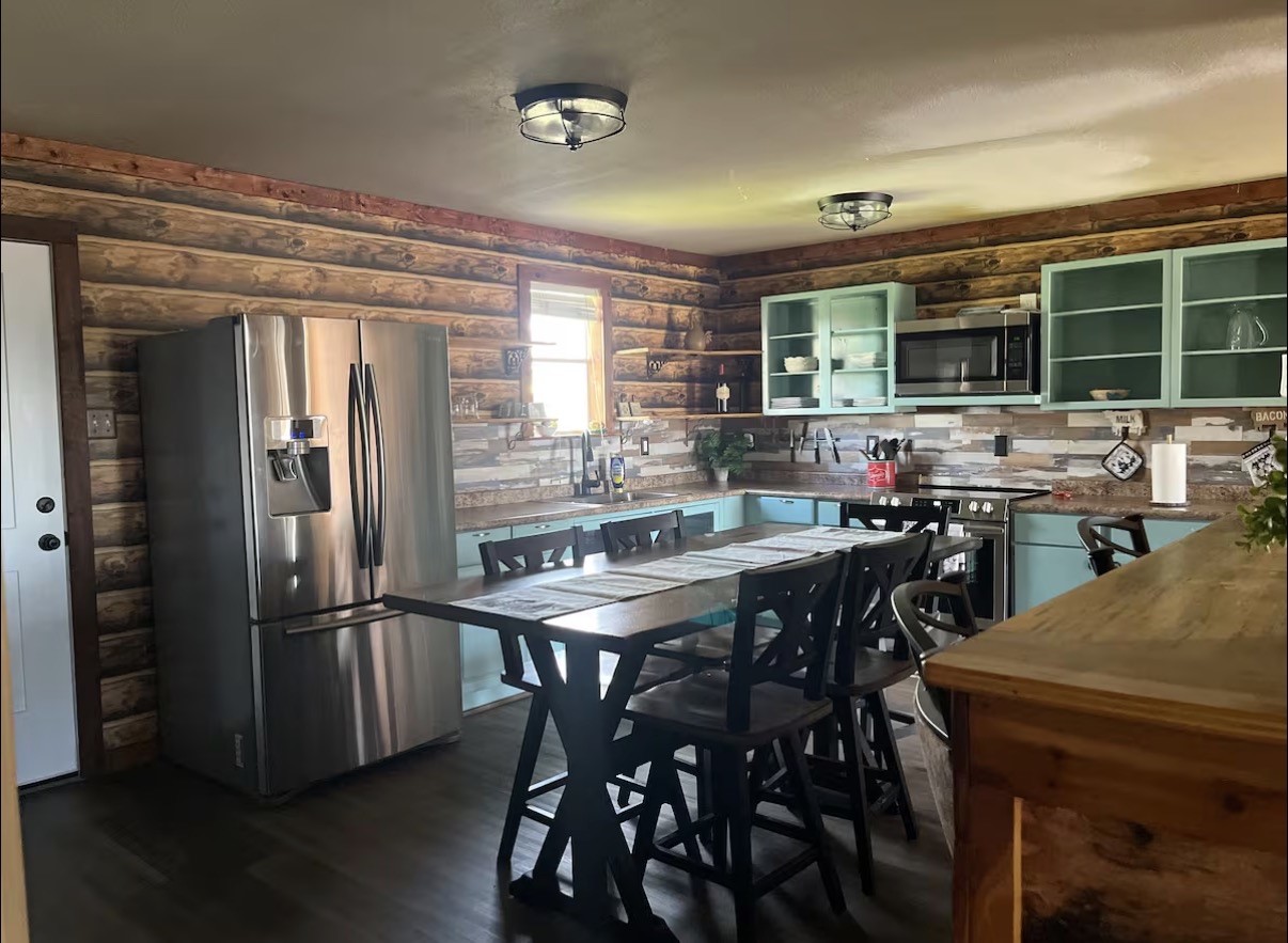 327 3rd Street San Leon, TX 77539 - Photo 8 of 18