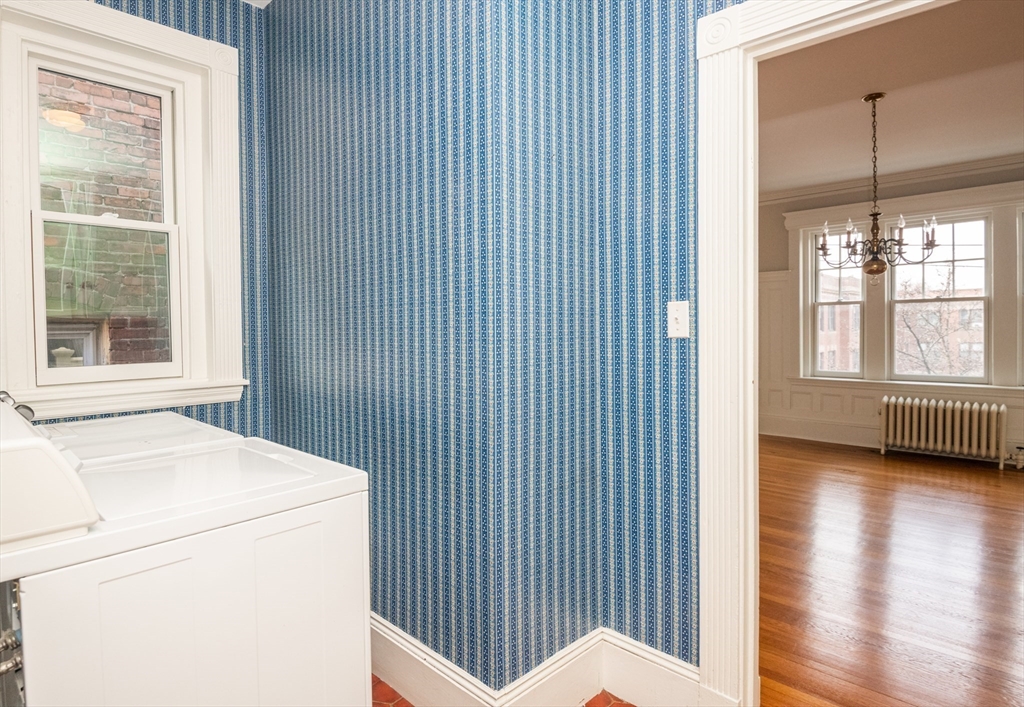 21 Green Street, Unit 3 Brookline, MA 02446 - Photo 19 of 37