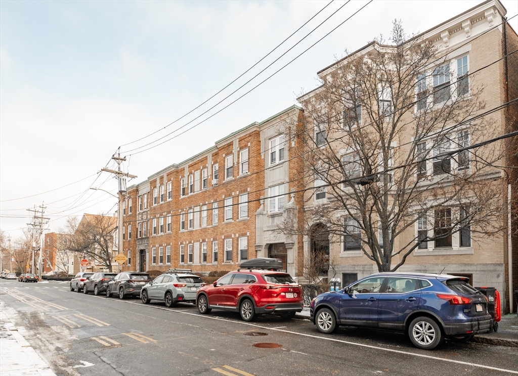 21 Green Street, Unit 3 Brookline, MA 02446 - Photo 37 of 37