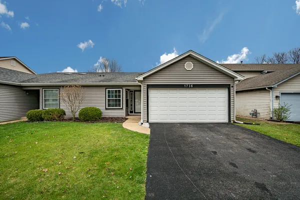 $375,000 | 1736 Ranchview Drive, Naperville, IL 60565