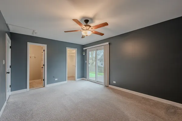 $375,000 | 1736 Ranchview Drive, Naperville, IL 60565
