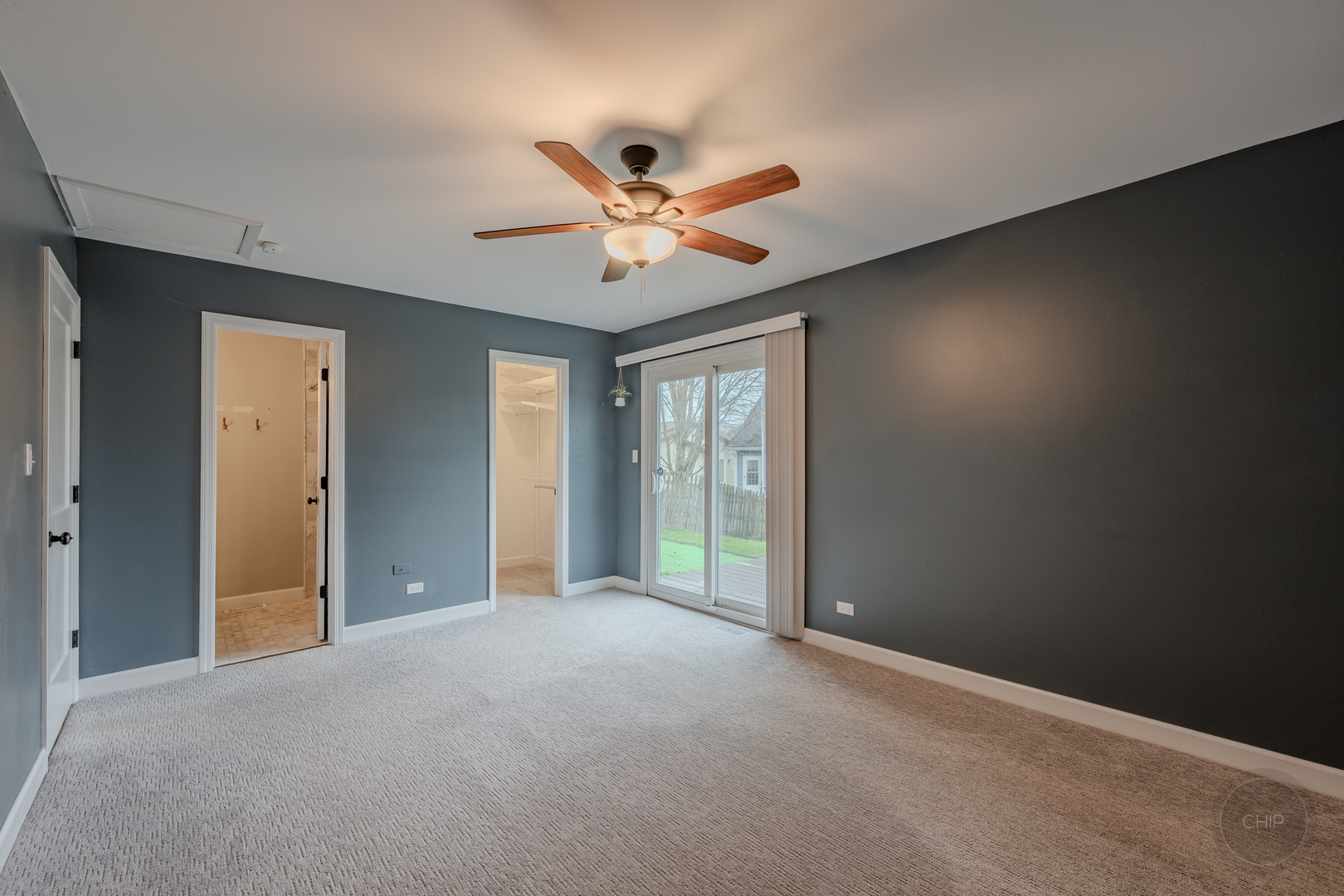 1736 Ranchview Drive Naperville, IL 60565 - Photo 13 of 22