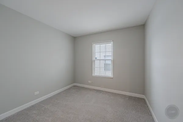 $375,000 | 1736 Ranchview Drive, Naperville, IL 60565