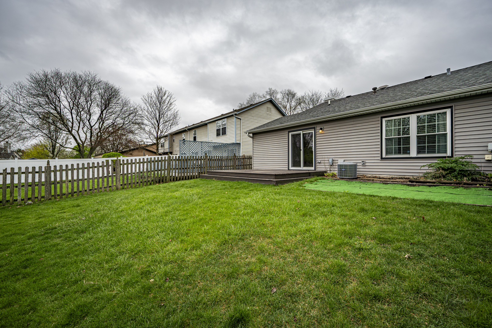 1736 Ranchview Drive Naperville, IL 60565 - Photo 20 of 22