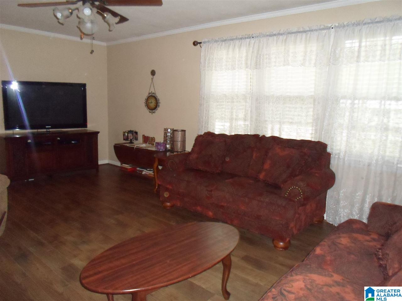 423 Hutto Hill Road Anniston, AL 36201 - Photo 8 of 38