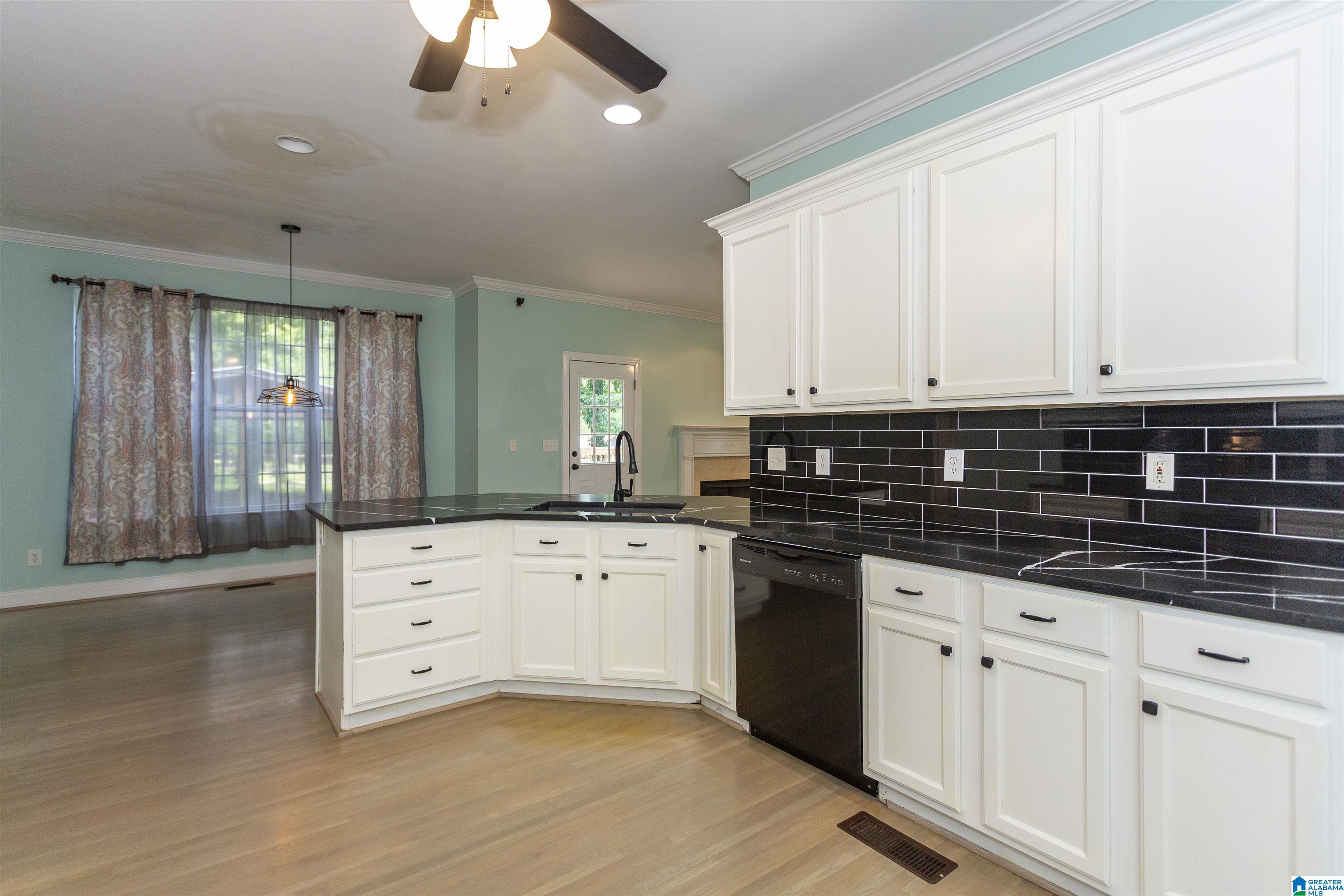 7050 Harpers Dairy Loop Bessemer, AL 35022 - Photo 31 of 73