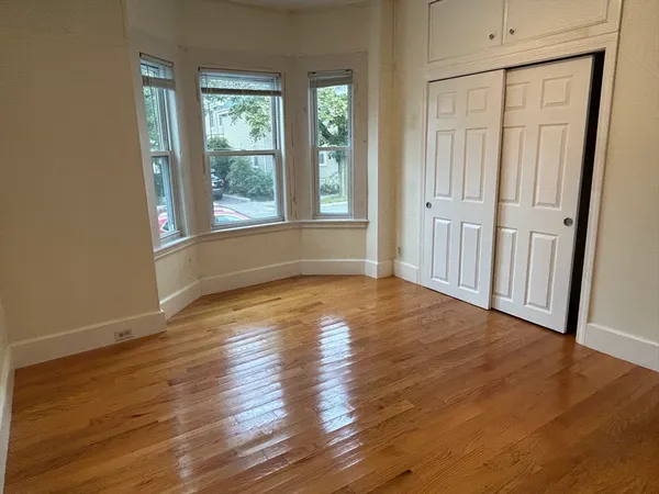 $2,700 | 125 Spring Street, Unit 1, Medford, MA 02155