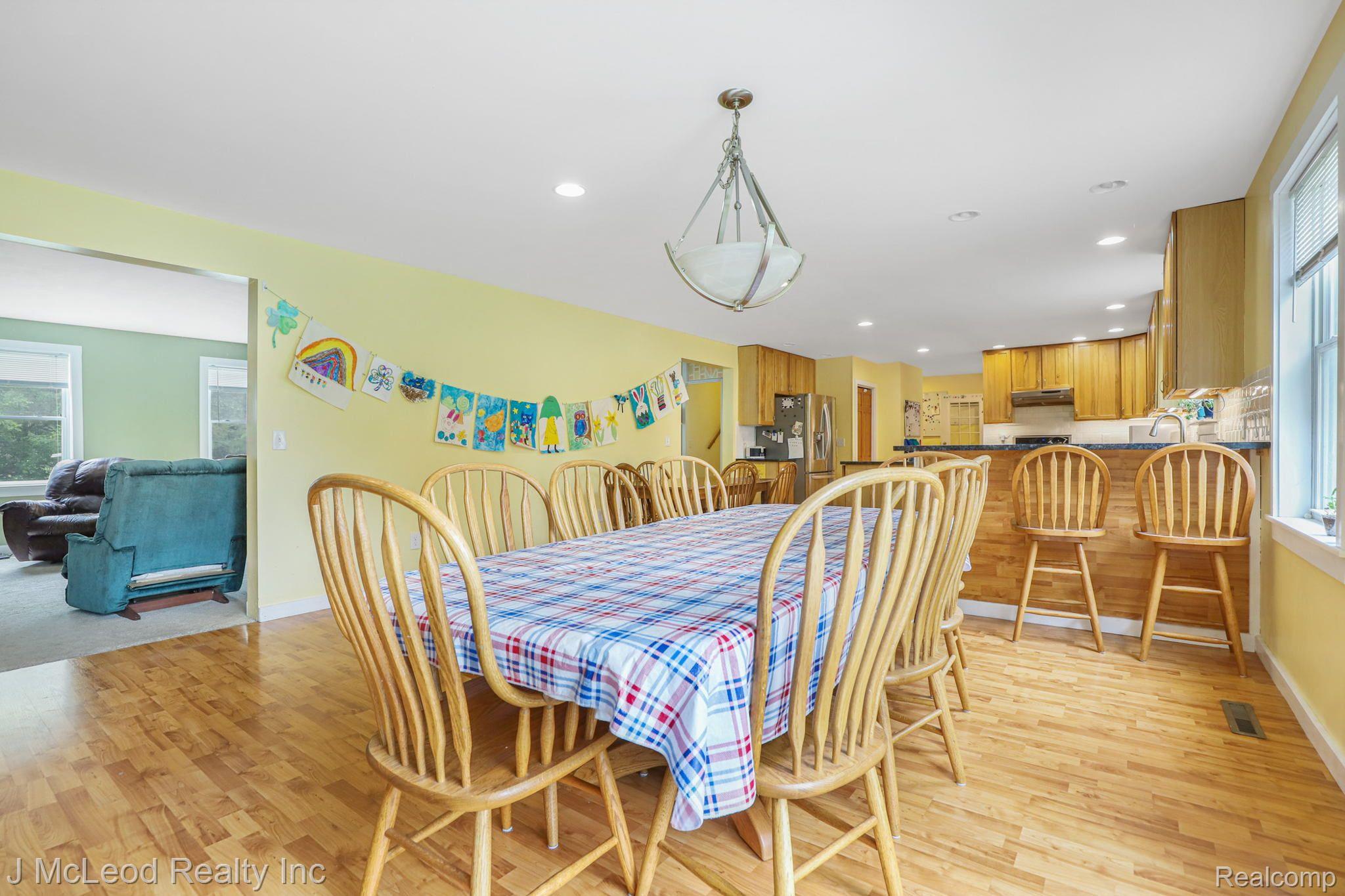 1916 Short Road Saginaw, MI 48609 - Photo 14 of 52 Gallery Image 14