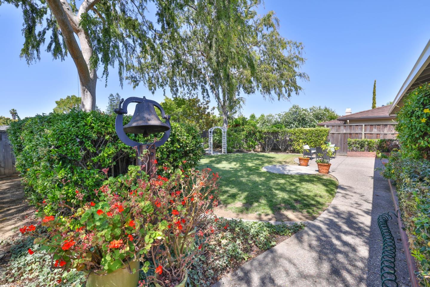 7549 Prospect Road Cupertino, CA 95014 - Photo 33 of 38 Gallery Image 33