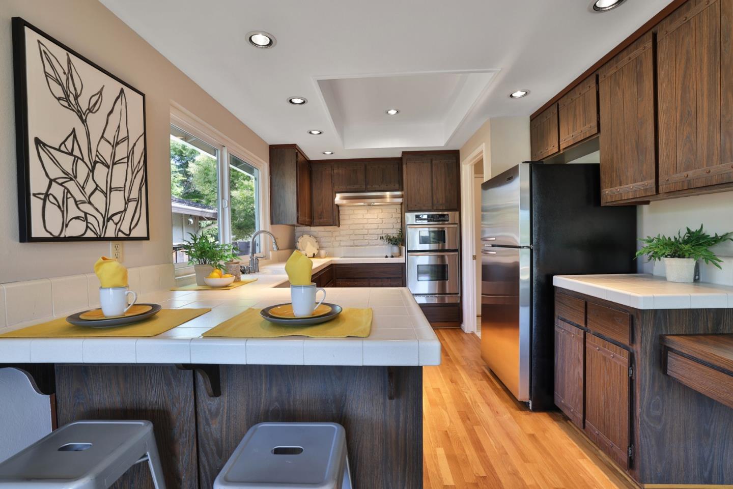 7549 Prospect Road Cupertino, CA 95014 - Photo 9 of 38 Gallery Image 9