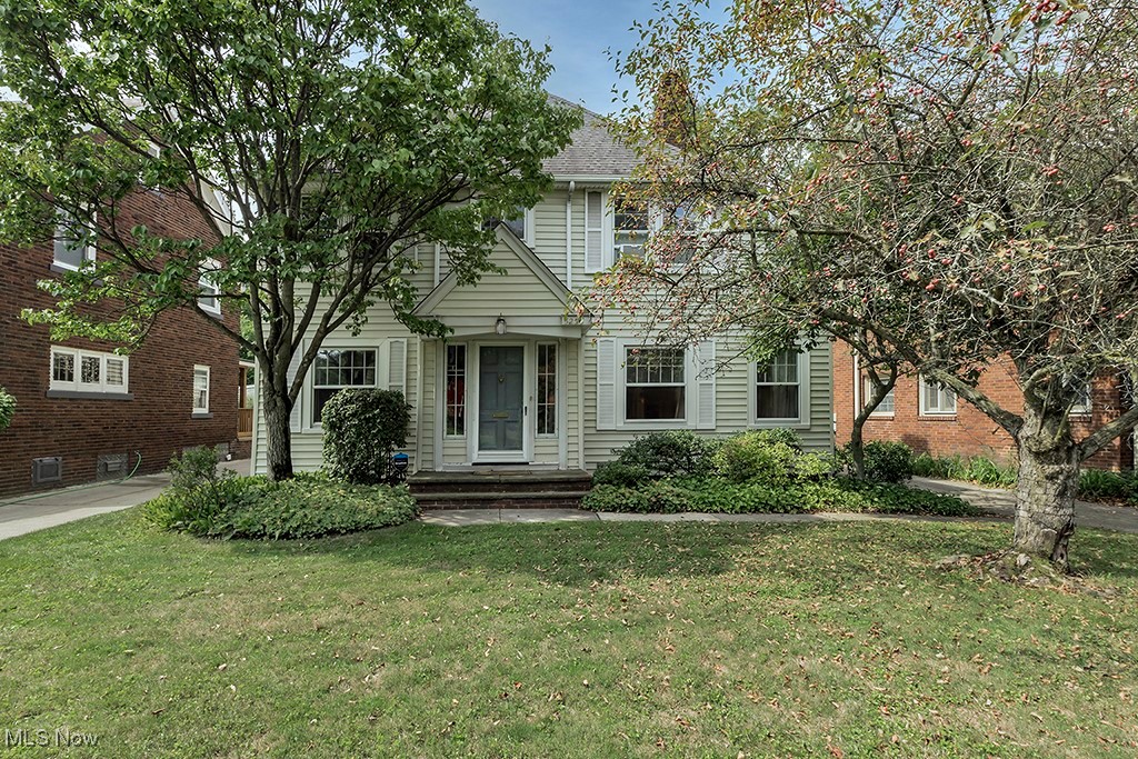 3256 Aberdeen Road Cleveland, OH 44120 - Photo 1 of 46 Colonial house with a front lawn