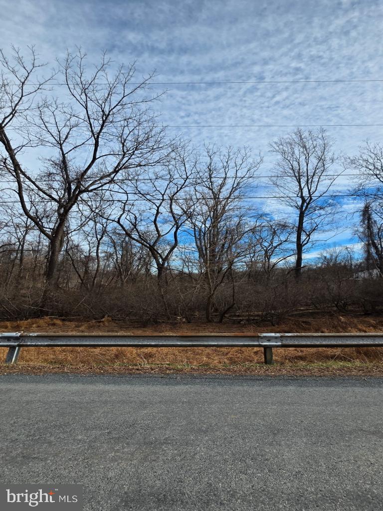 4 Apple Trail Fairfield, PA 17320 - Photo 2 of 5 a view of a yard