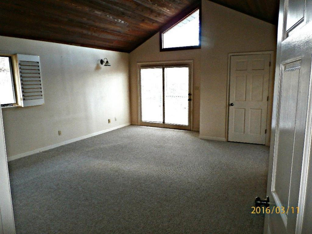 212 Clay Little Road Elizabethton, TN 37643 - Photo 10 of 16 Master Suite