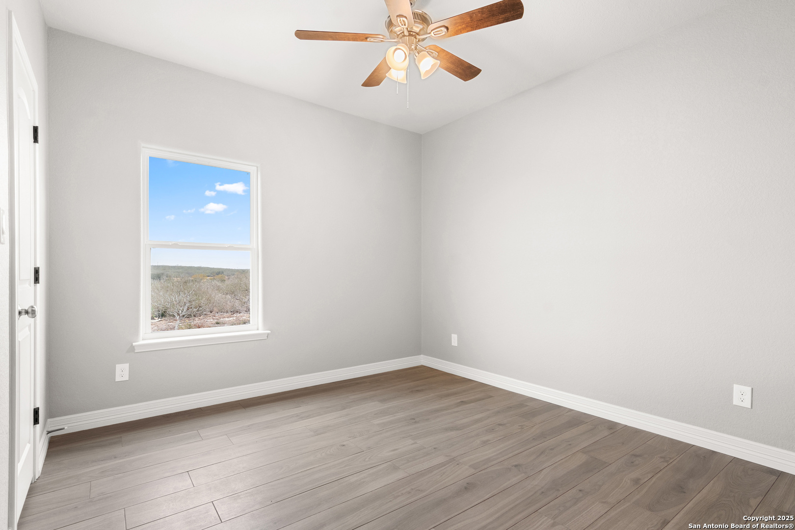 59 Greystone Hills Uvalde, TX 78801 - Photo 15 of 36