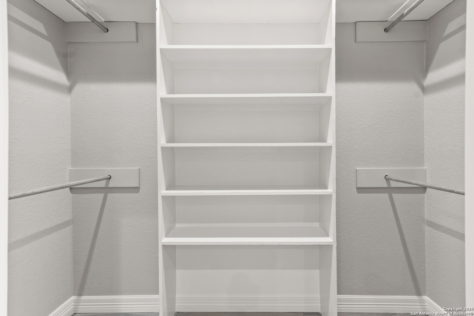 59 Greystone Hills Uvalde, TX 78801 - Photo 23 of 36