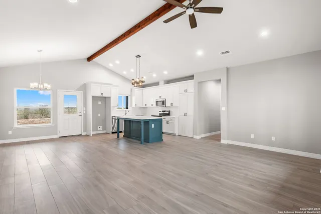 $479,000 | 59 Greystone Hills, Uvalde, TX 78801