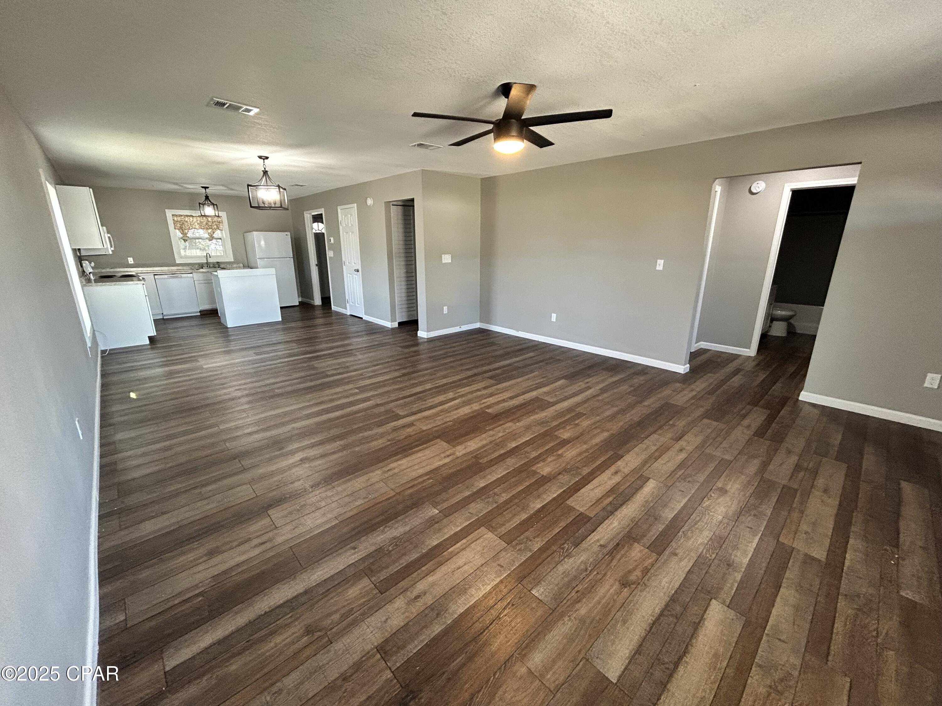 6522 Olokee Street Panama City, FL 32404 - Photo 4 of 21