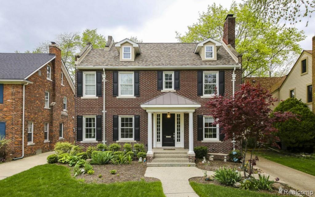 667 Washington Road Grosse Pointe, MI 48230 - Photo 1 of 29 1-photo-web-1680x1050-464895.jpg