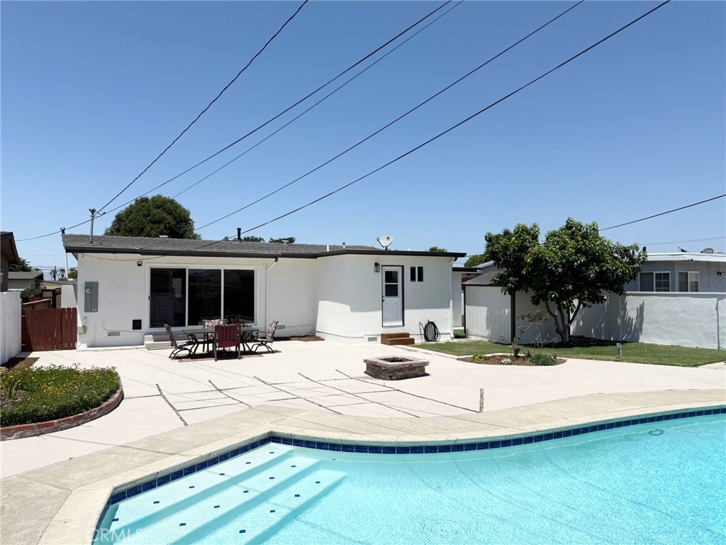 13302 Sandra Place Garden Grove, CA 92843 - Photo 30 of 41 a view of kitchen with furniture and livingroom