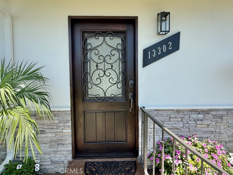 13302 Sandra Place Garden Grove, CA 92843 - Photo 5 of 41 a close up of a sign board