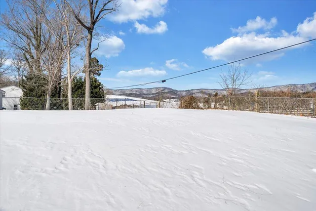 $319,950 | 135 Silverbirch Drive, Blue Ridge, VA 24064