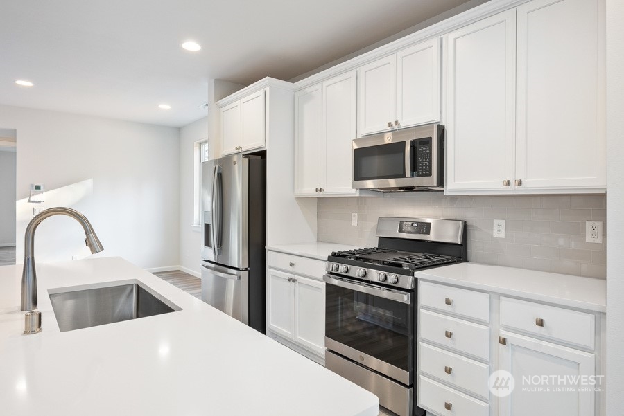 10355 Balto Road Northwest, Unit 47 Silverdale, WA 98383 - Photo 7 of 21 Gallery Image 7
