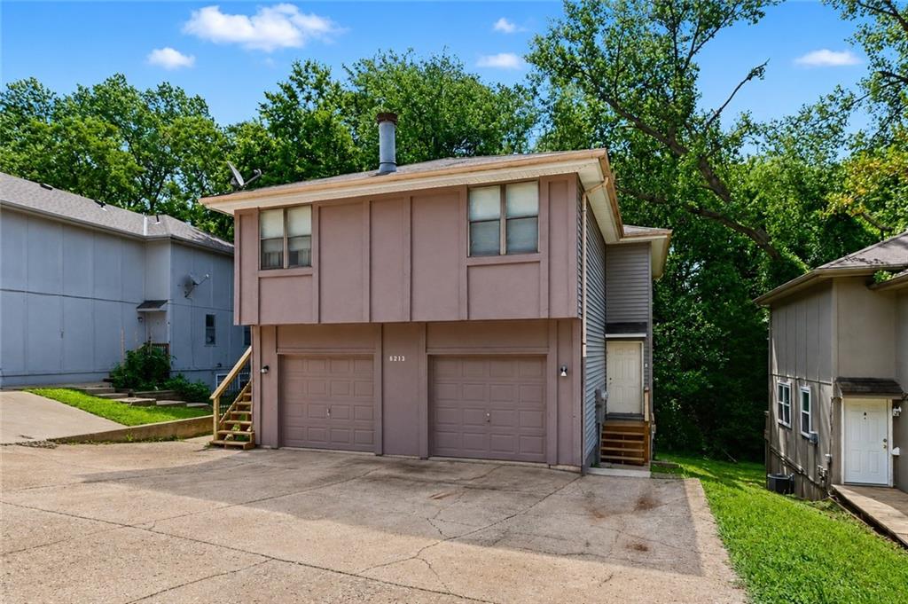 8213-8215 North Everton Avenue Kansas City, MO 64152 - Photo 4 of 18