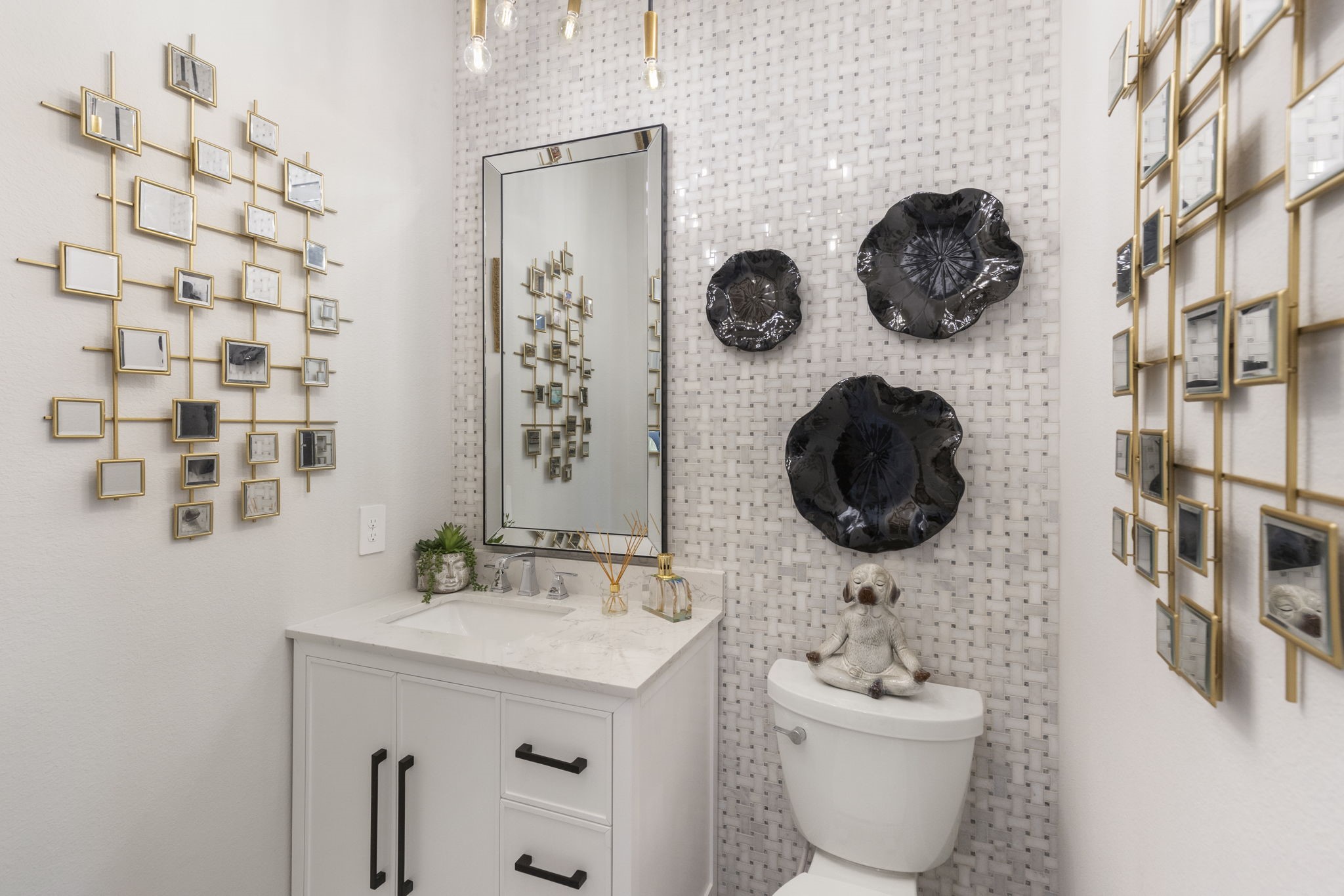 15423 Ringbill Way Magnolia, TX 77354 - Photo 24 of 50 a bathroom with a toilet a sink and a mirror