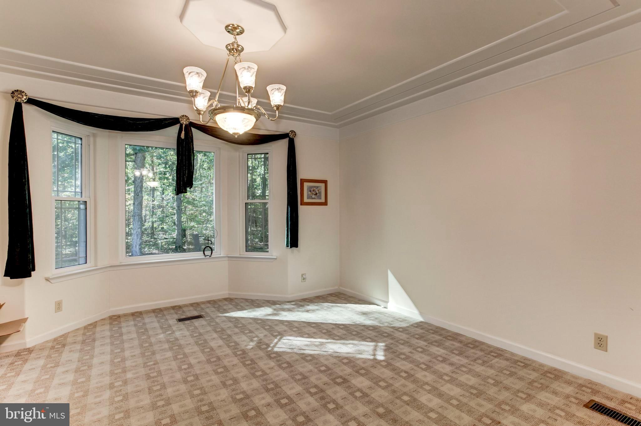 943 Poplar Road Fredericksburg, VA 22406 - Photo 12 of 66 Gallery Image 12