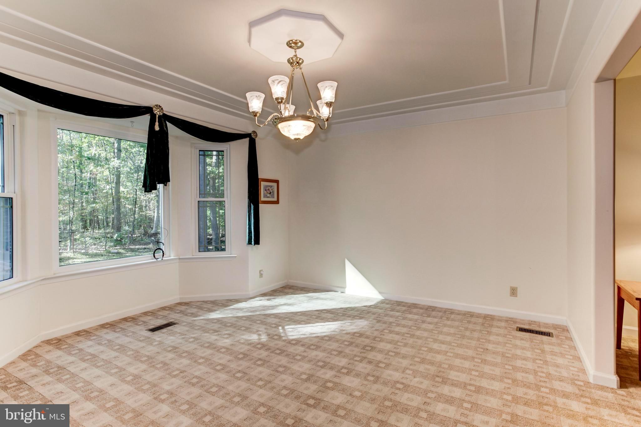 943 Poplar Road Fredericksburg, VA 22406 - Photo 13 of 66 Gallery Image 13