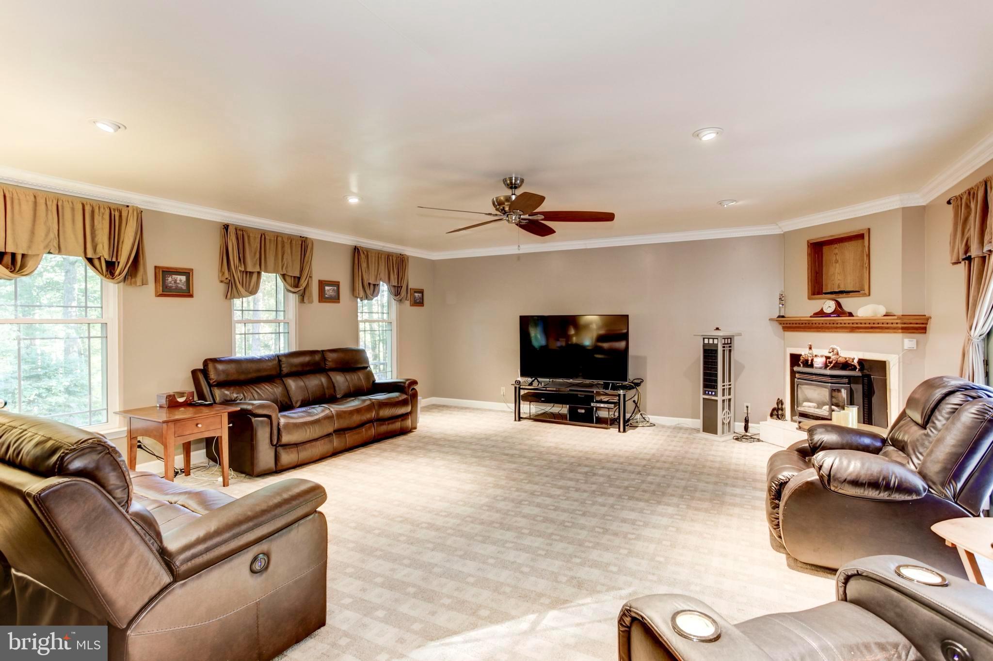 943 Poplar Road Fredericksburg, VA 22406 - Photo 23 of 66 Gallery Image 23