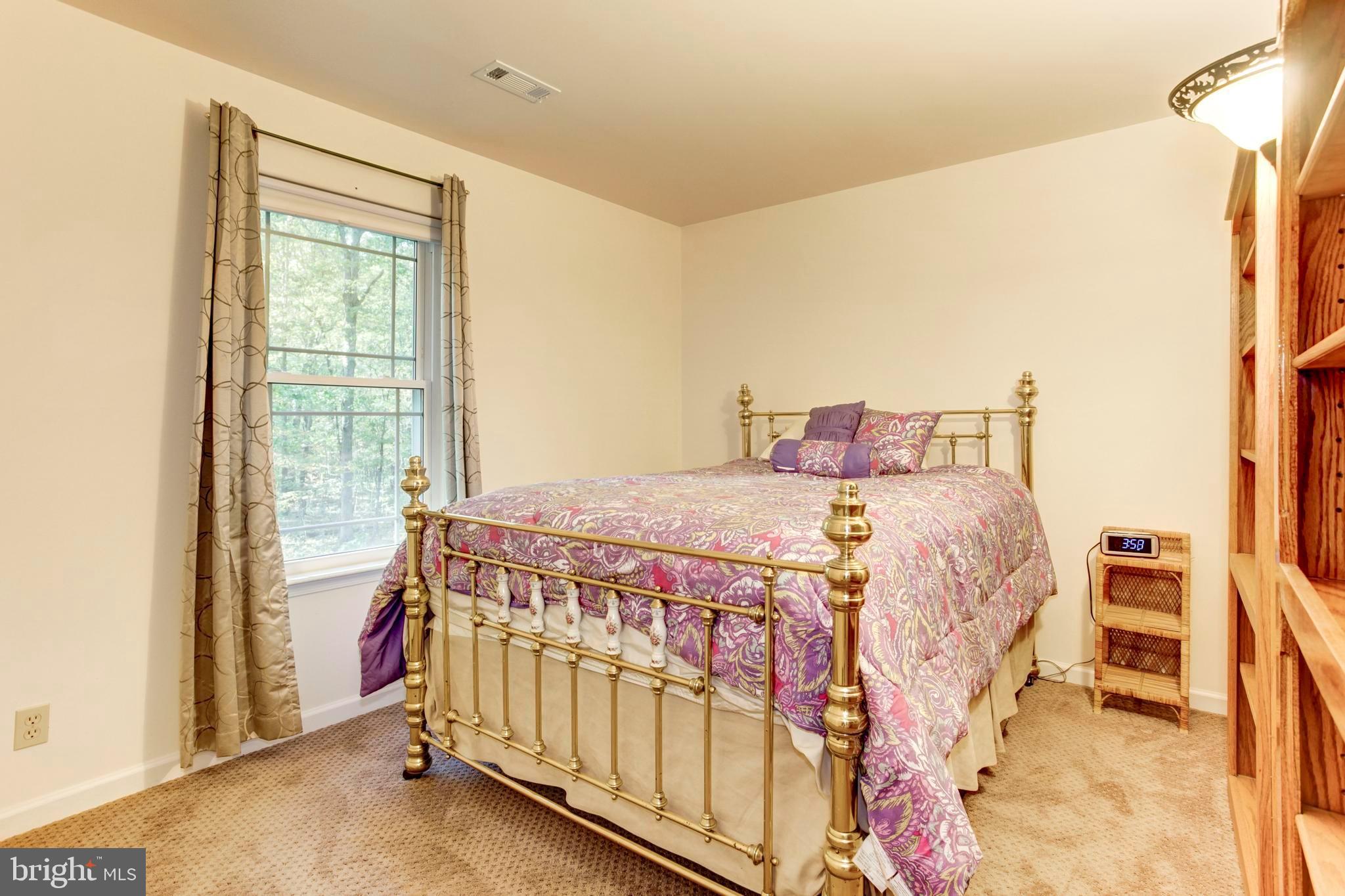 943 Poplar Road Fredericksburg, VA 22406 - Photo 37 of 66 Gallery Image 37
