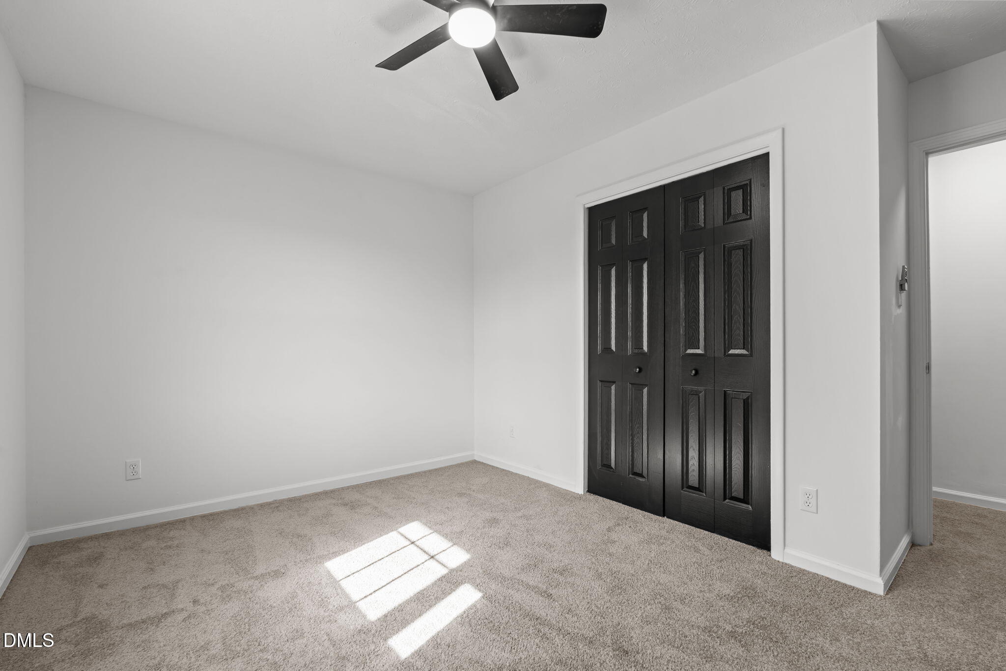 5420 Shipman Road Hope Mills, NC 28348 - Photo 9 of 31