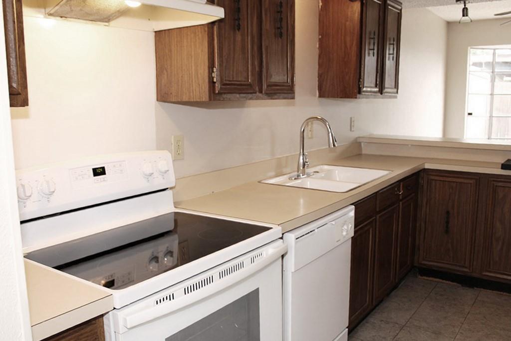 1725 East Grauwyler Road, Unit 138 Irving, TX 75061 - Photo 12 of 20
